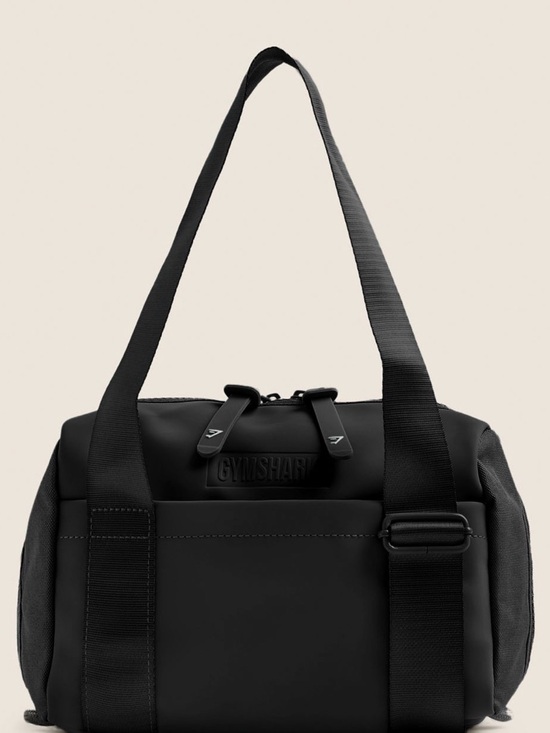 Gymshark Handbags - Gymshark Everyday Mini Holdall